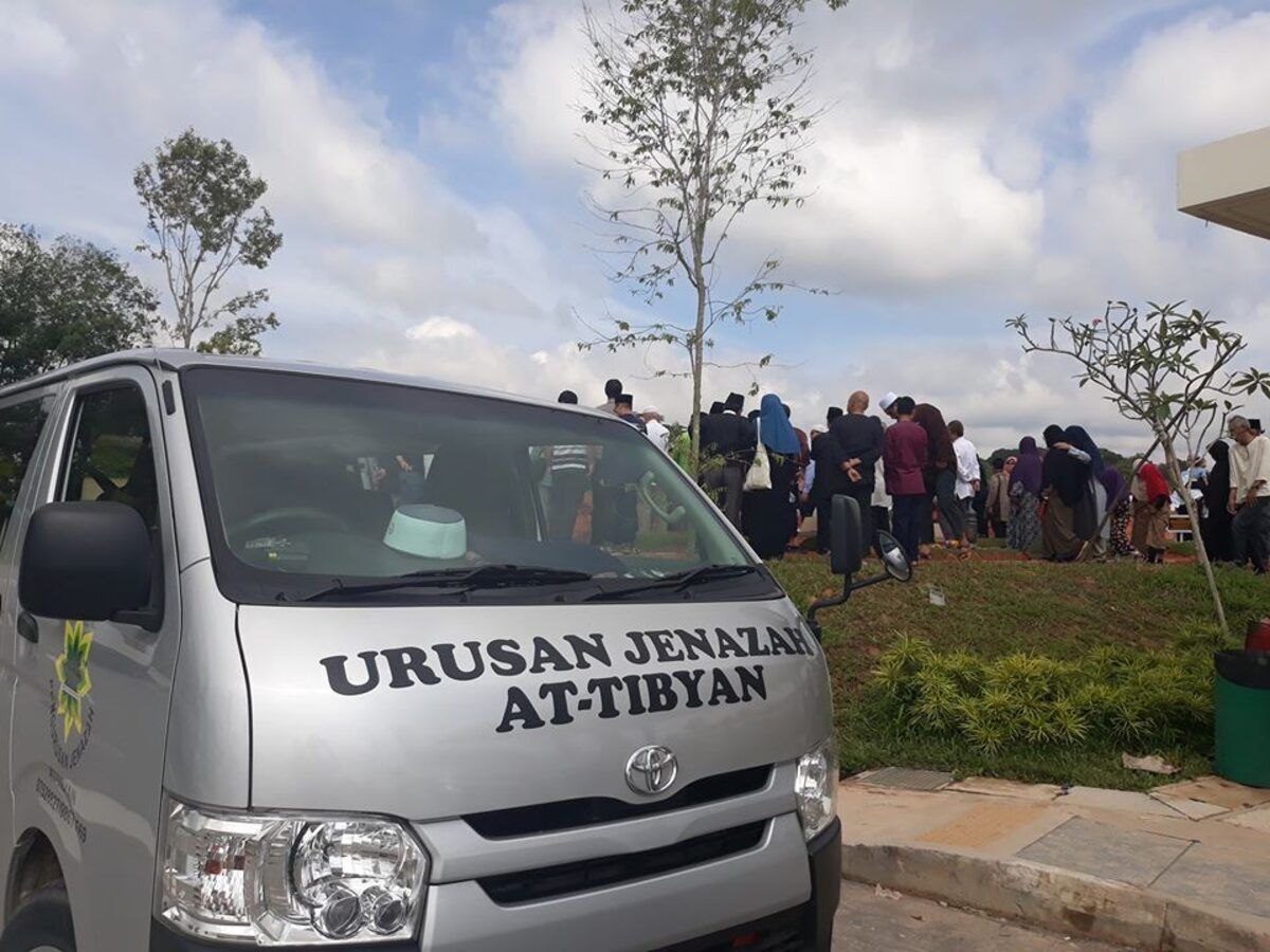 The Markaz At-Tibyan jenazah transport at a Singapore Muslim cemetery